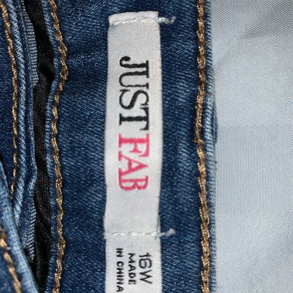 Just Fab Skinny Jeans - Picture 4 of 4